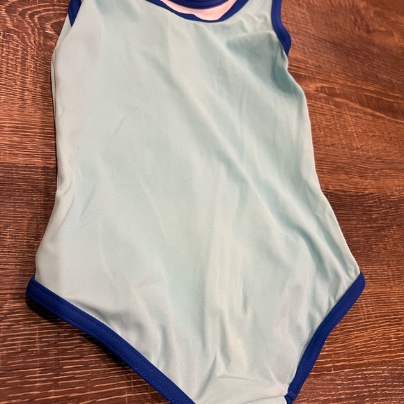 Mini Boden Girls One Piece Swimsuit Stripes & Rainbow cloud  Appliqué Size 5-6 - Picture 3 of 3